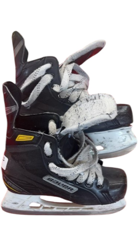 Bauer Supreme S37 Junior Hockey Skates - Size 3 - image 1