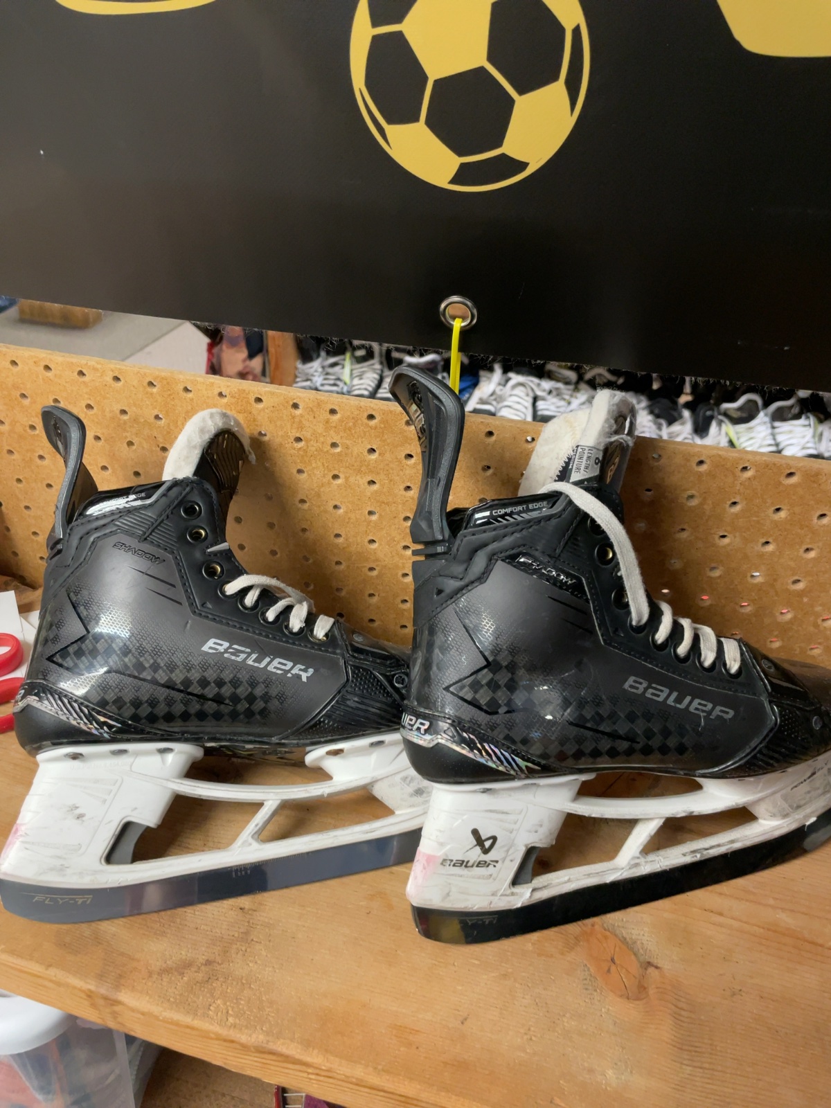Bauer Supreme Shadow Size 6 Fit 2 Hockey Skates