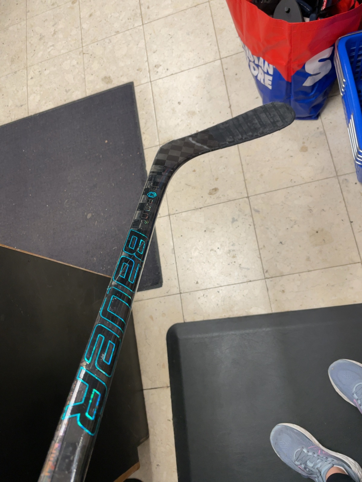 Bauer Twitch P92 65 Flex RH Hockey Stick
