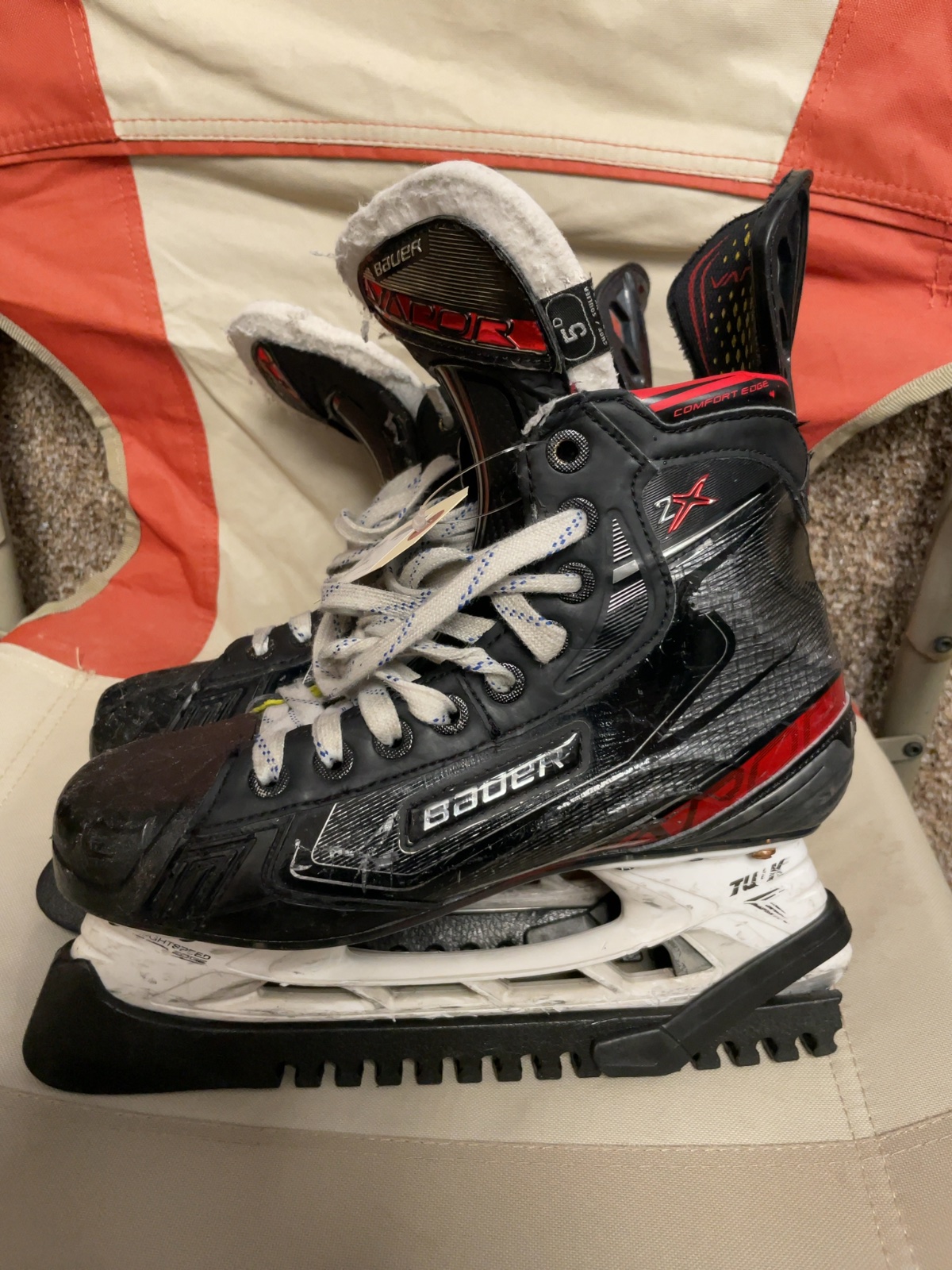 Bauer Vapor 2X Size 5 D Hockey Skates