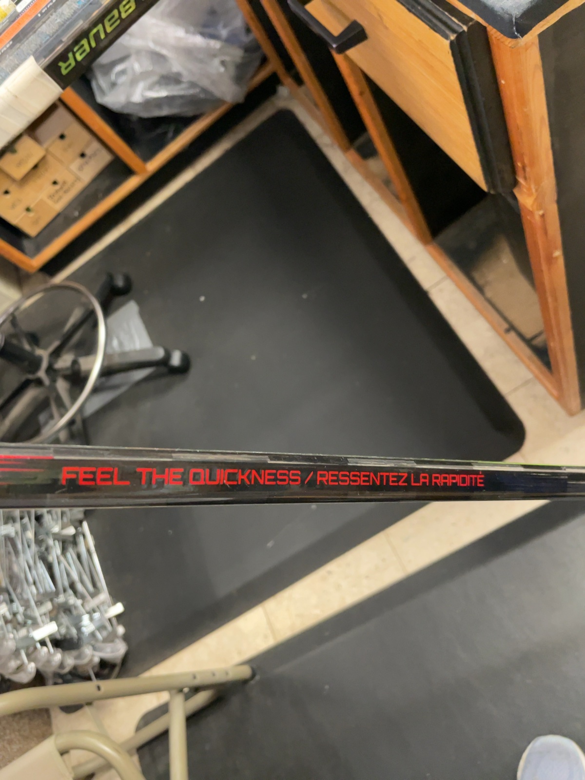Bauer Vapor Hyperlite 2 Hockey Stick - RH