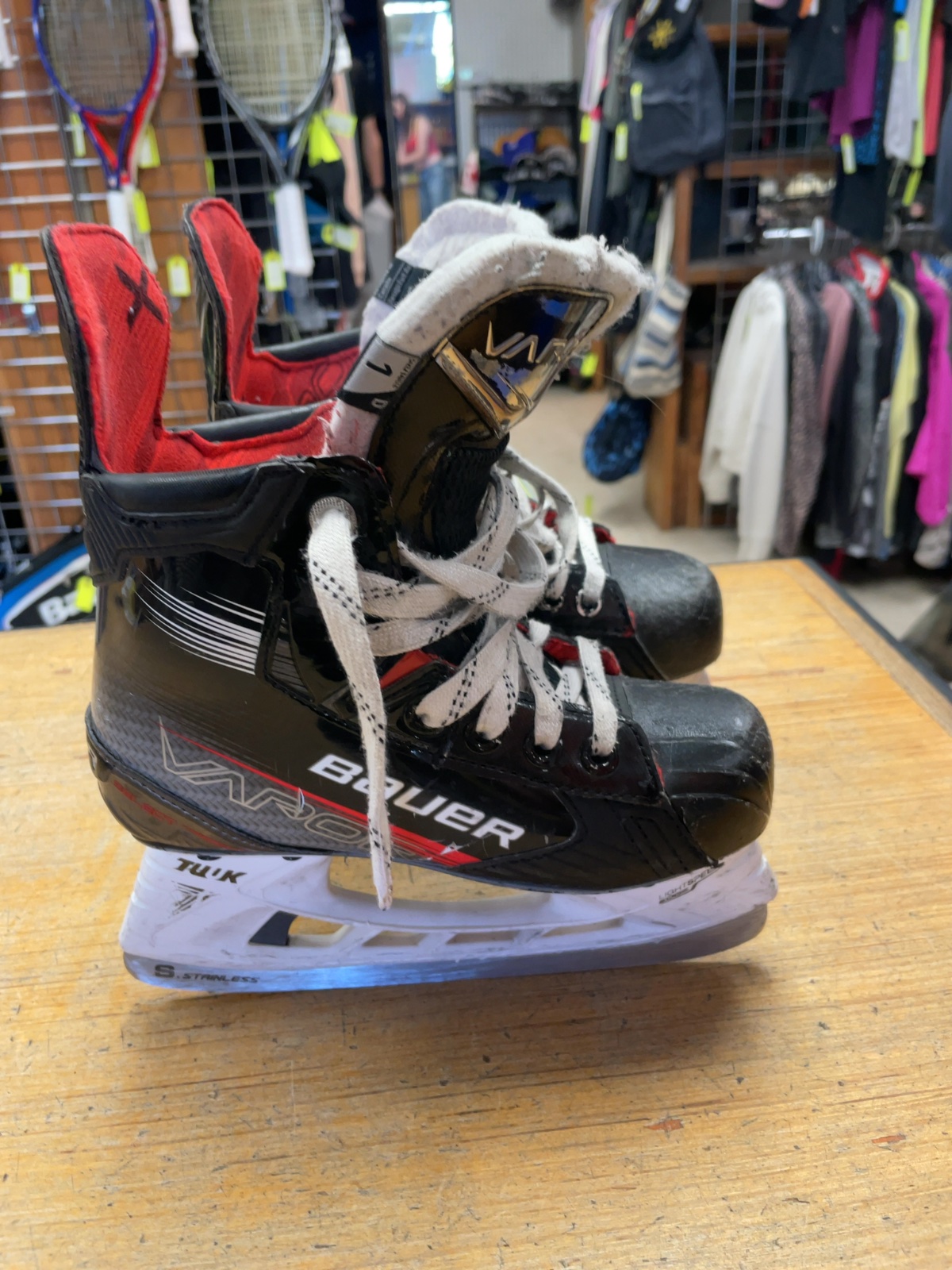 Bauer Vapor Select Size 1D Hockey Skates