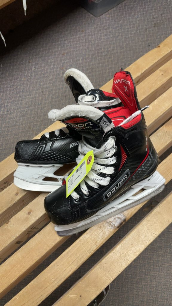Bauer Vapor X Hockey Skates Size 13.5C