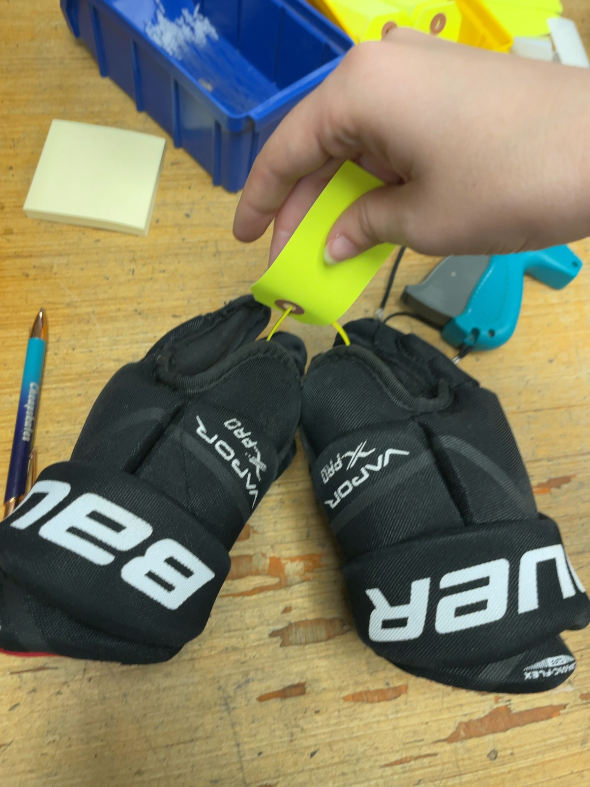 Bauer Vapor X-PRO Hockey Gloves - 9"