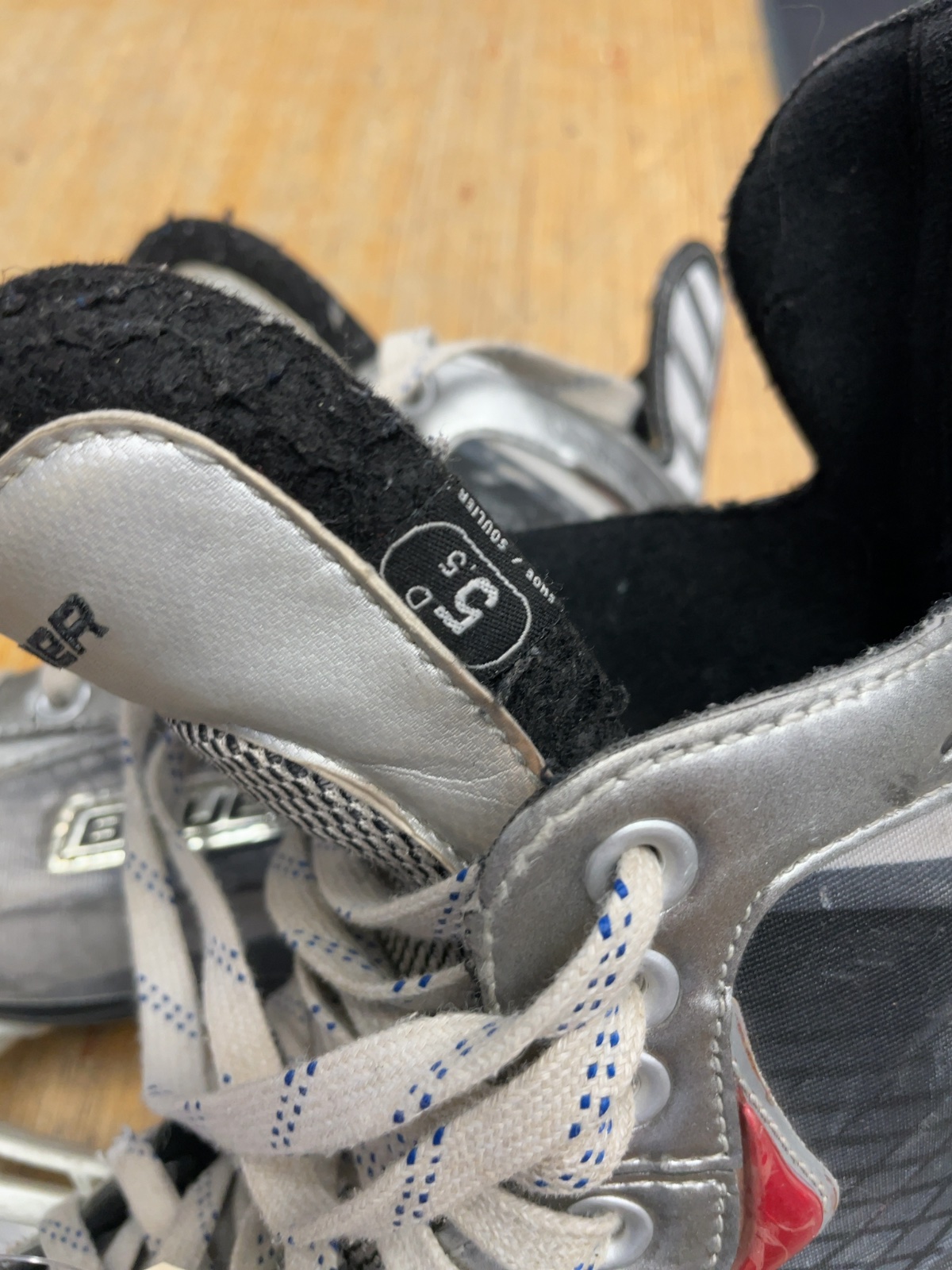 Bauer Vapor X:20 Size 5.5 D Hockey Skates