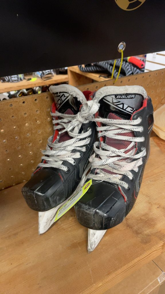 Bauer Vapor X2.7 GOALIE Hockey Skates - Size 3