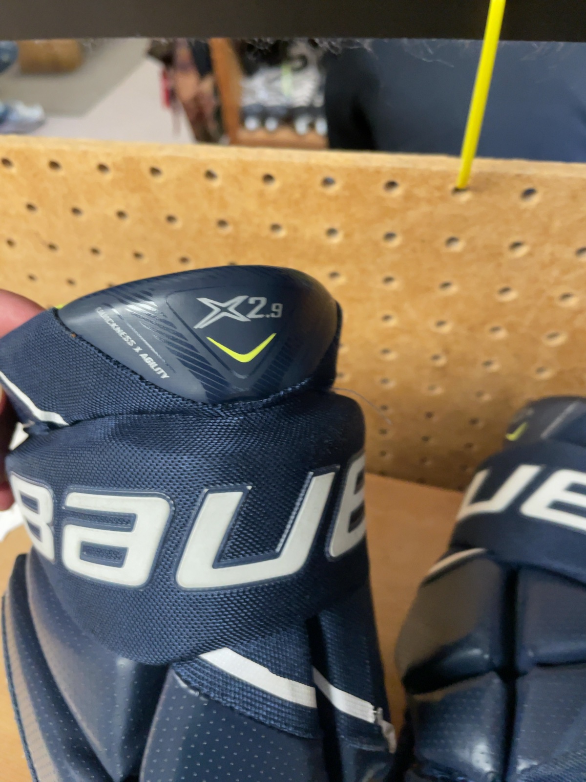 Bauer Vapor X2.9 12" Hockey Gloves