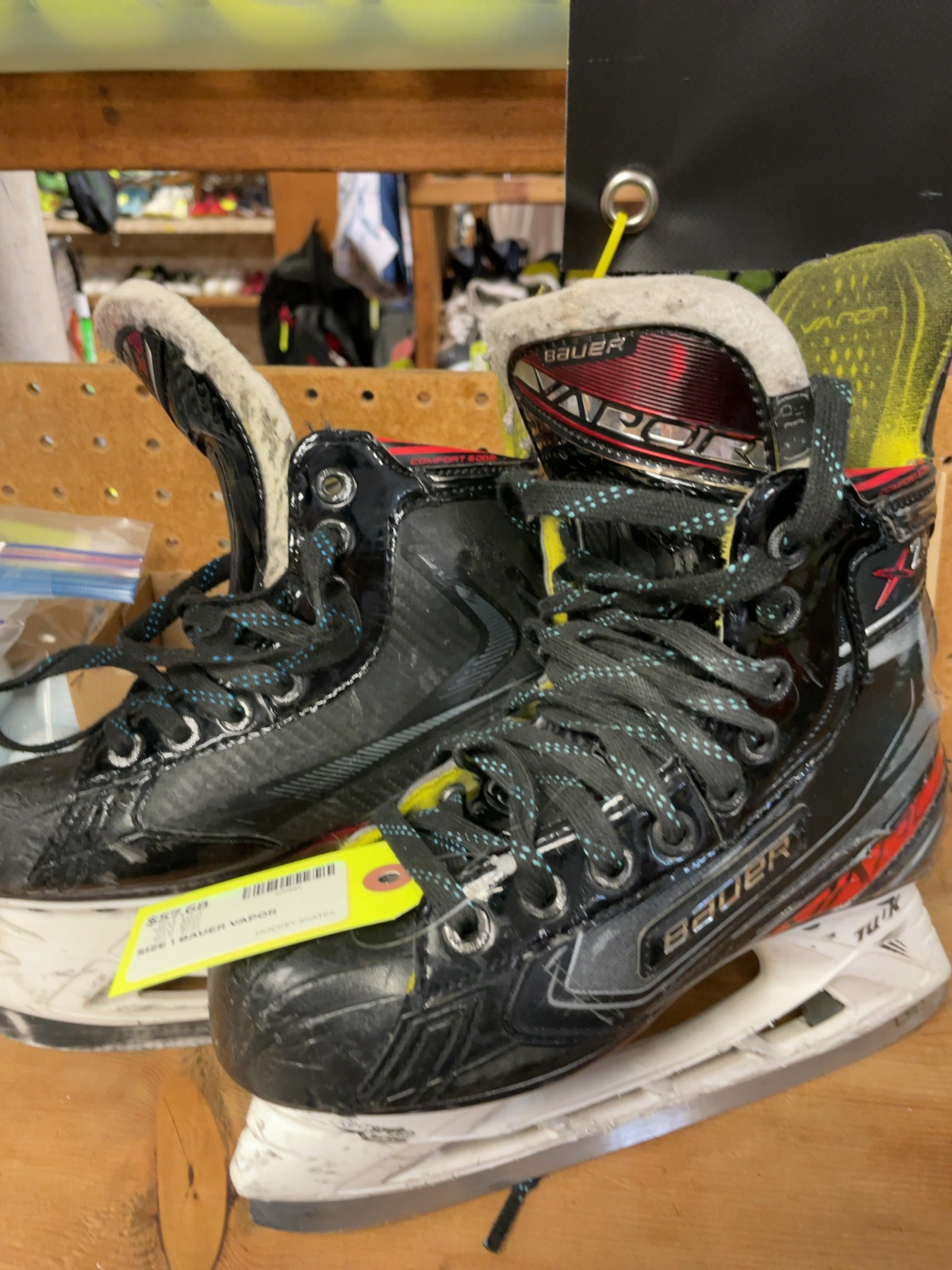 Bauer Vapor X2.9 Hockey Skates - Size 1