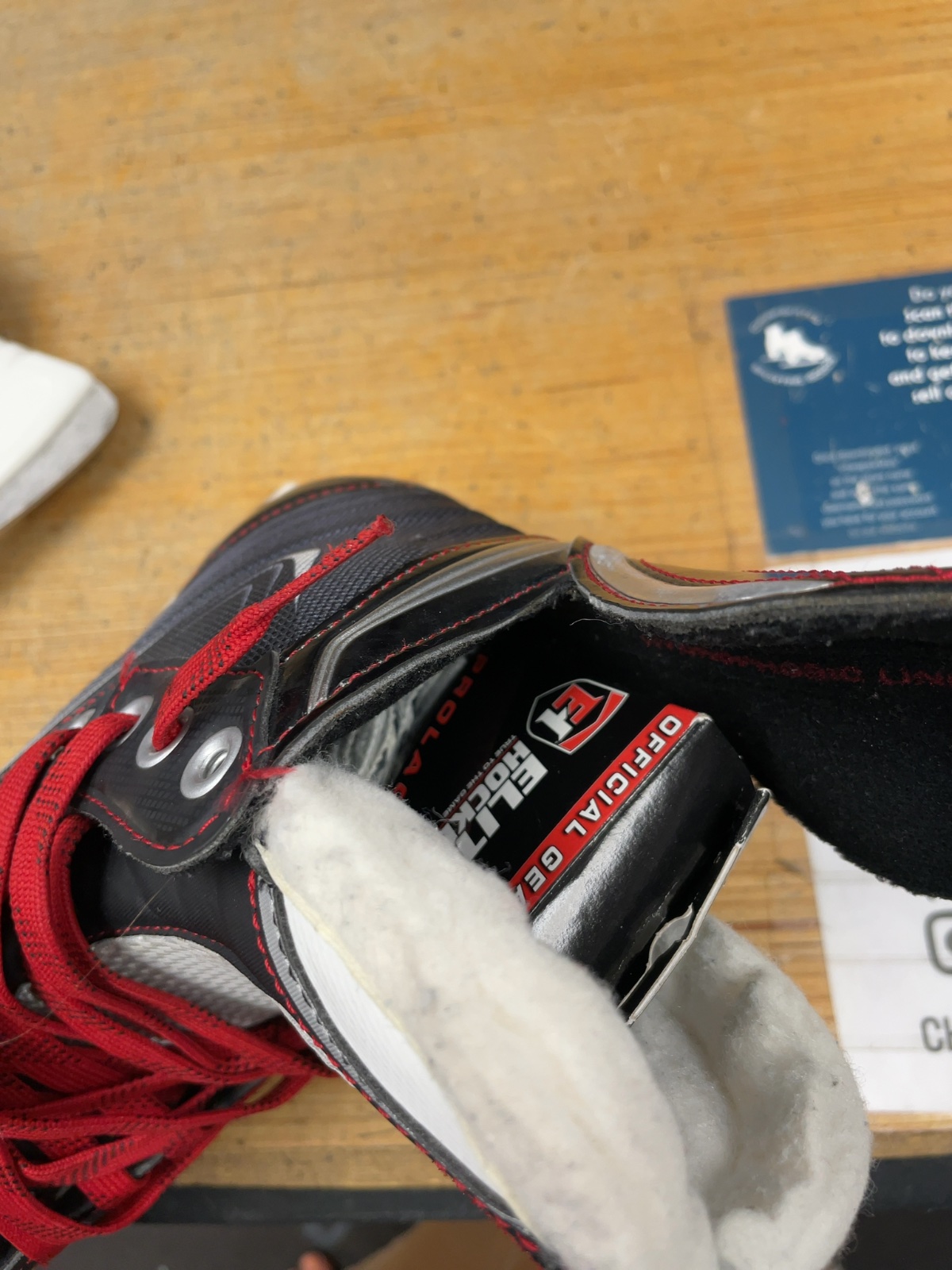 Bauer Vapor X70 Hockey Skates - Size 4