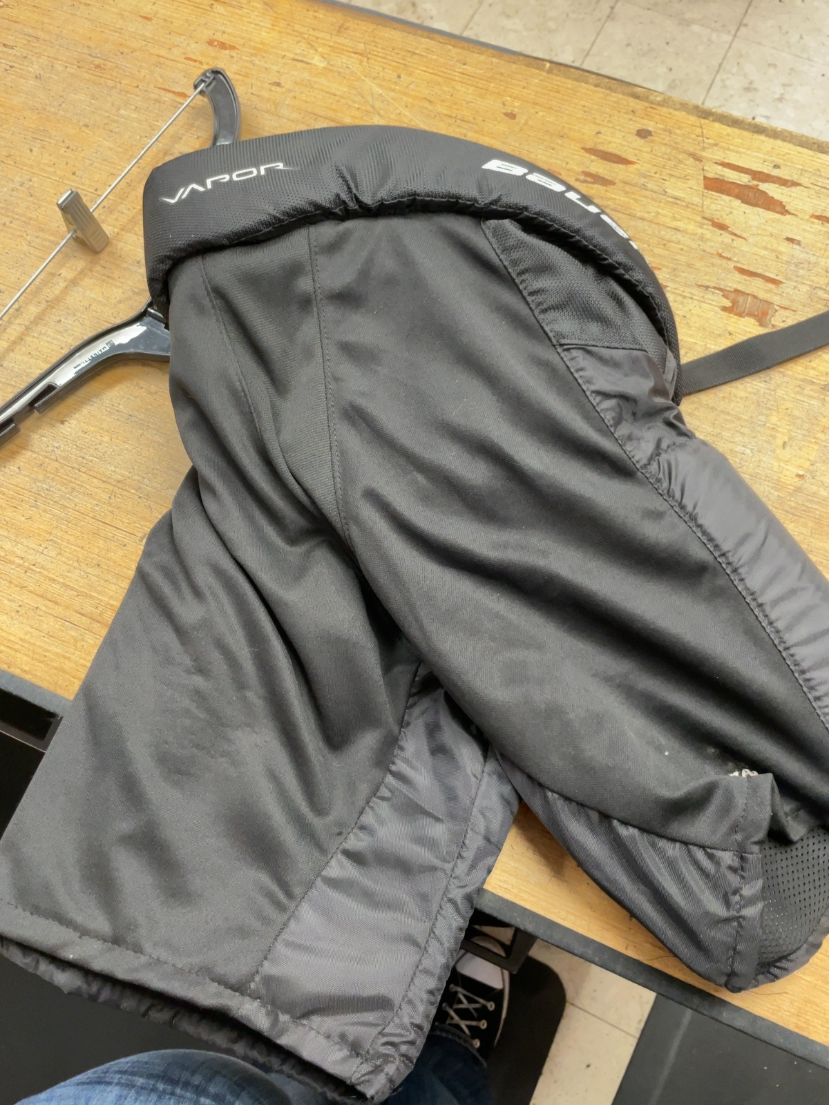 Bauer Vapor XLTX Junior Medium Hockey Pants