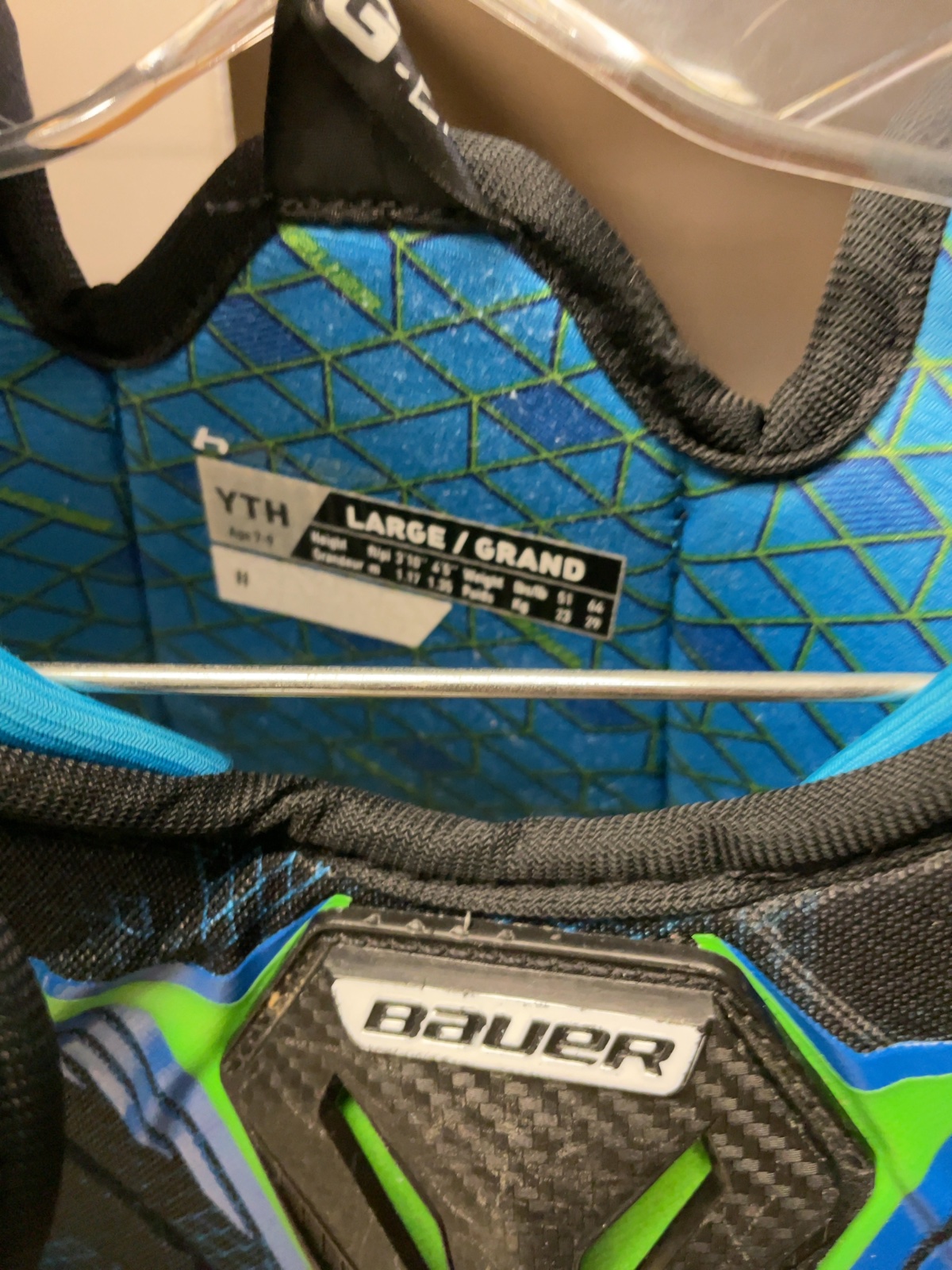 Bauer X Youth Large Hockey Shoulder Pads