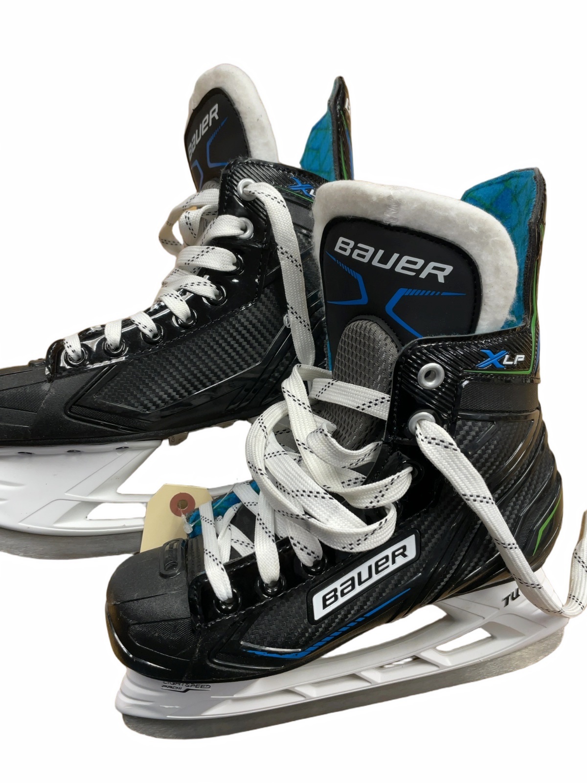 Bauer XLP Size 3 Hockey Skates - image 1