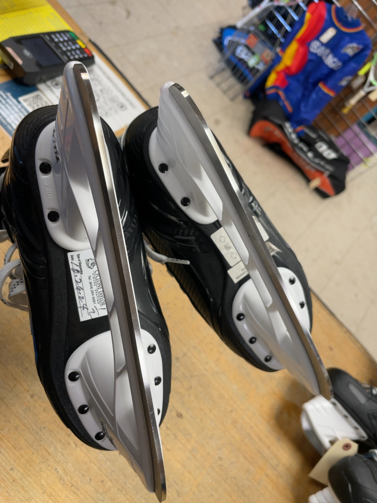 Bauer XLP Size 3 Hockey Skates