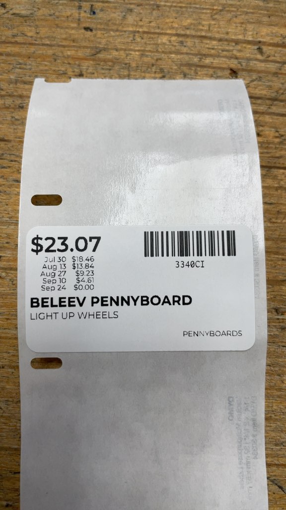 Beleev Pennyboard with Light Up Wheels