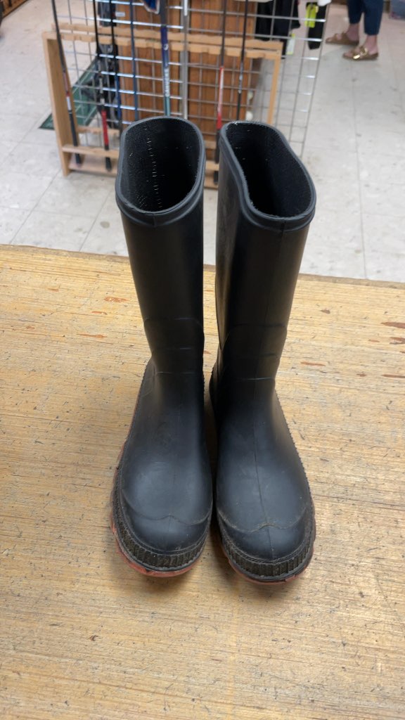 Black Rubber Rain Boots - Size 3