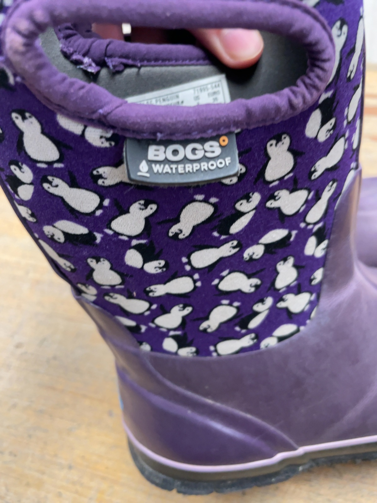 Bogs Classic Penguin Youth 3 Purple Rain Boots