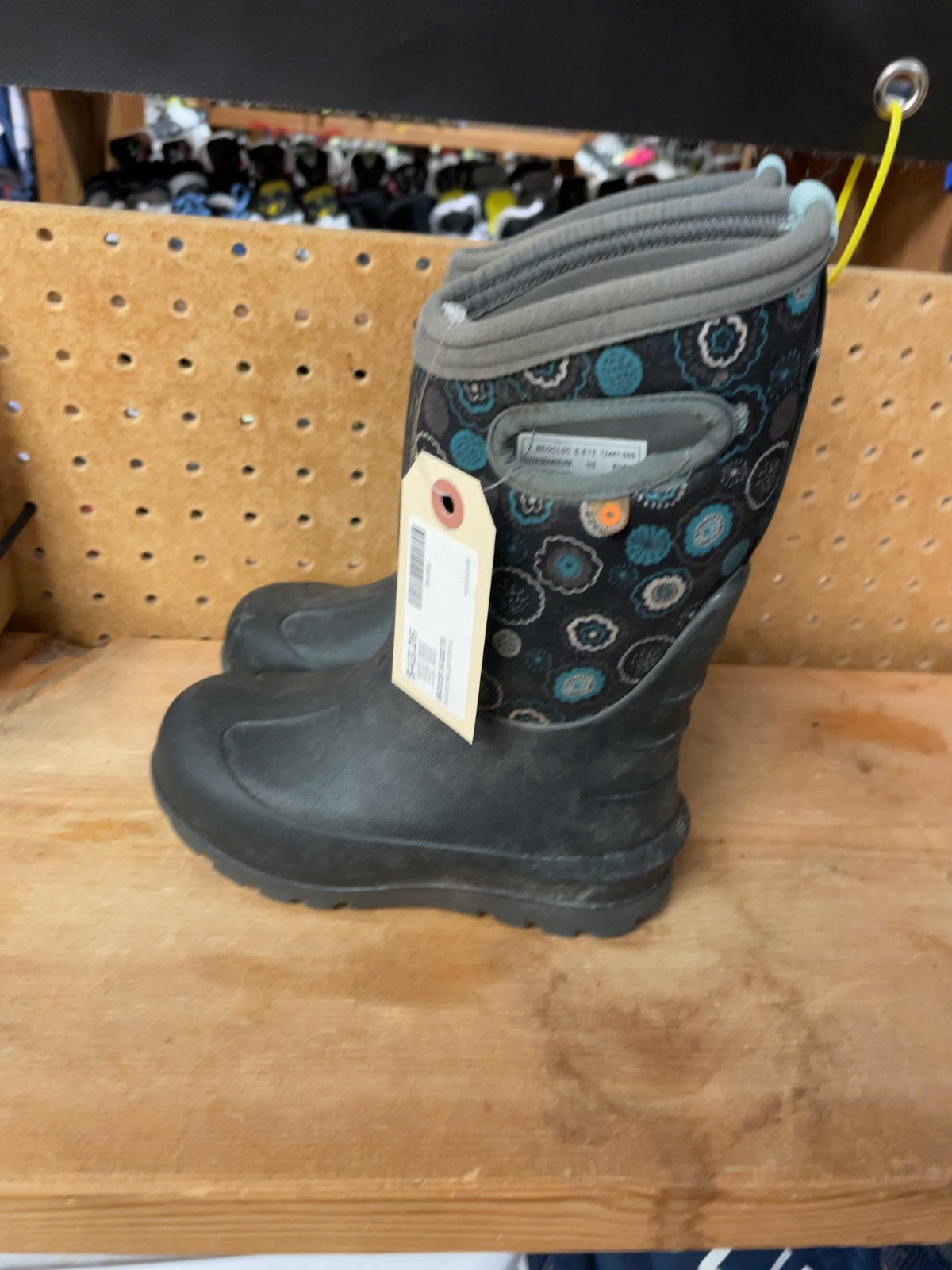 Bogs Floral Rain Boots Size 11 Black/Blue