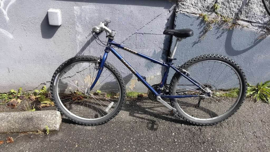 Brodie Energy Mountain Bike Navy Blue Used