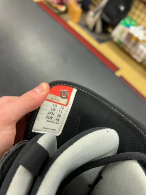 Burton Men's AWOL Snowboard Boots Size 12 - image 3