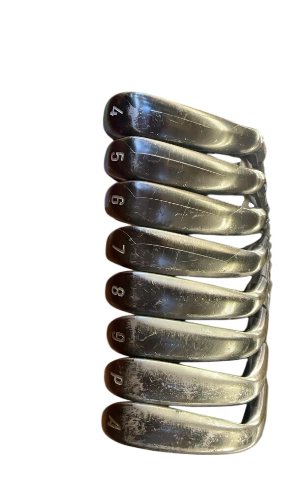 Callaway Apex Iron Set Black Finish Used 4-AW 8-Piece
Limited Edition - image 1