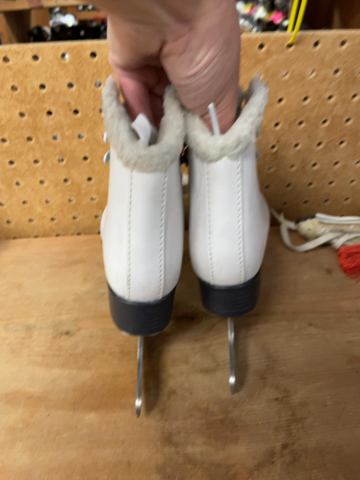Cameo Figure Skates Size 10 White