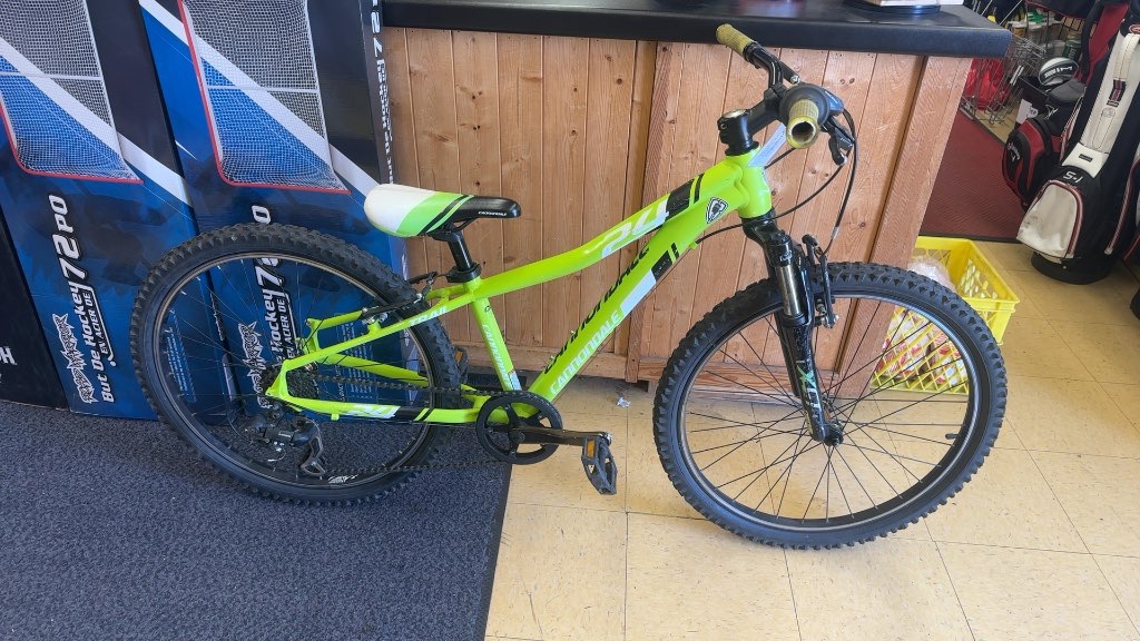 Cannondale Trail 24 Kids Mountain Bike - Neon Green