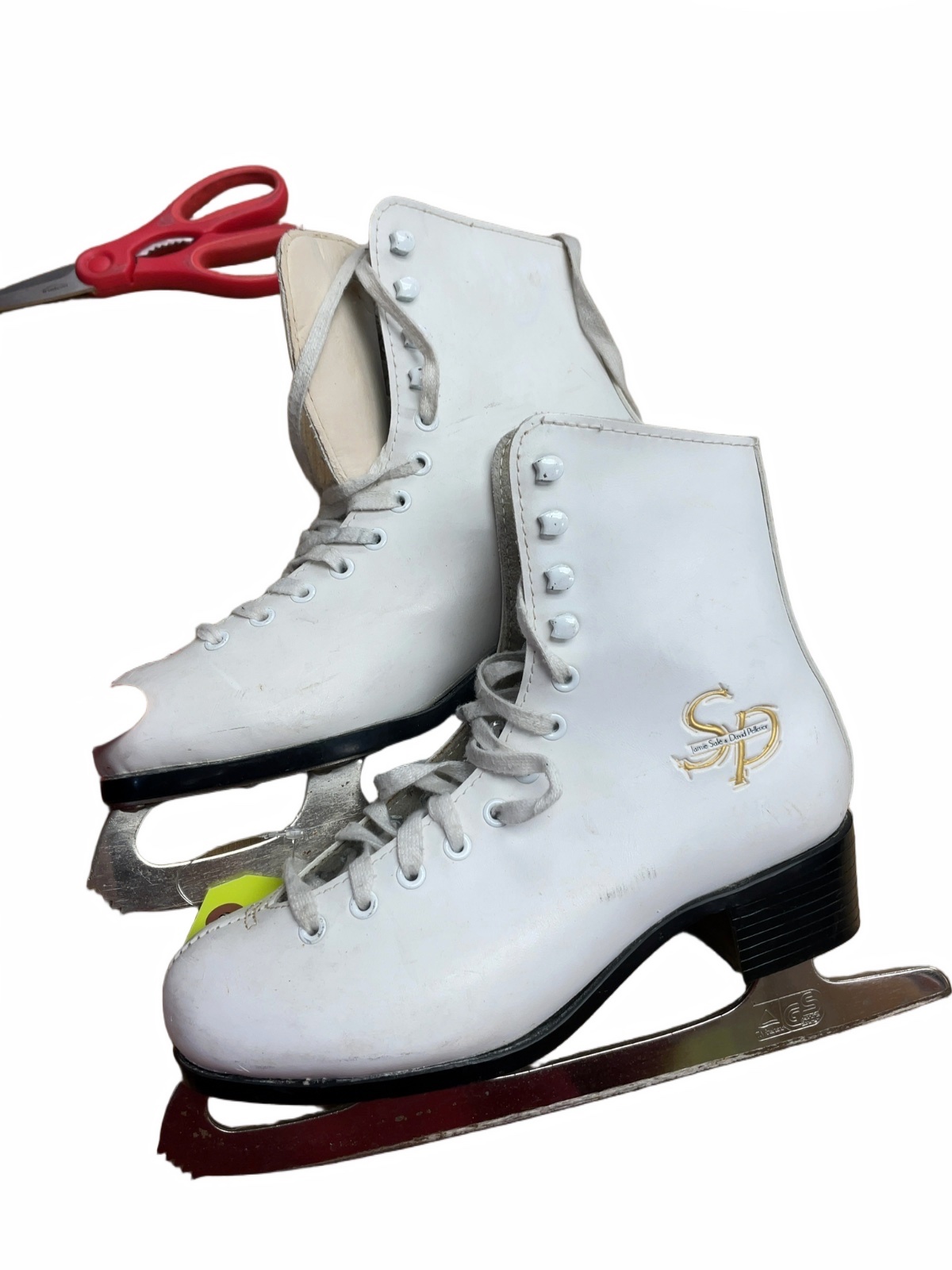 CCM 30 Size 9 Figure Skates - image 1