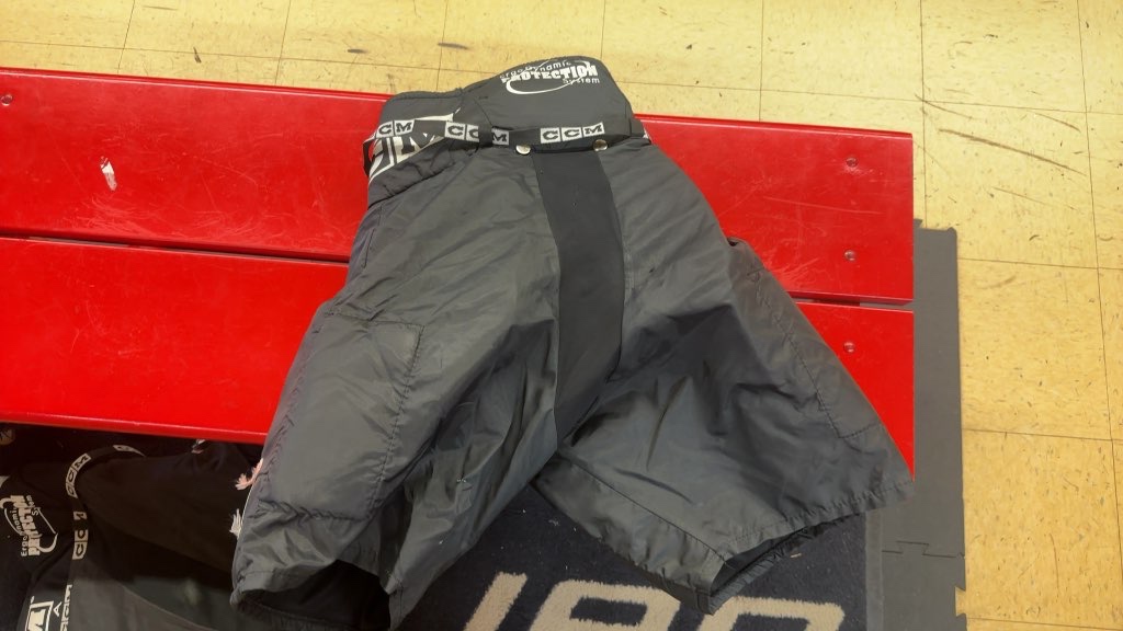 CCM Ergonomic Protection System Senior Hockey Pants Used Large