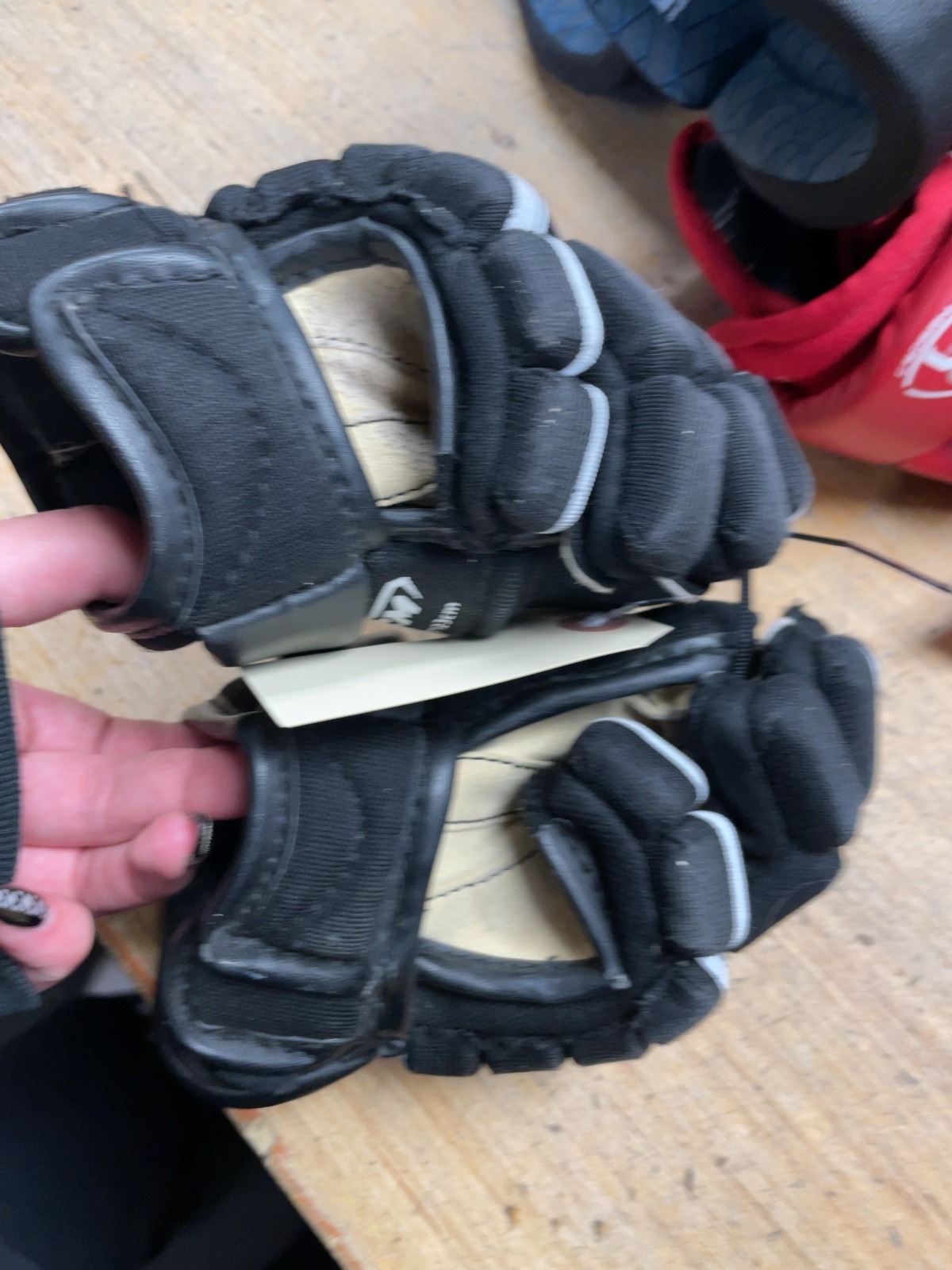 CCM Hockey Gloves 9" Black/White