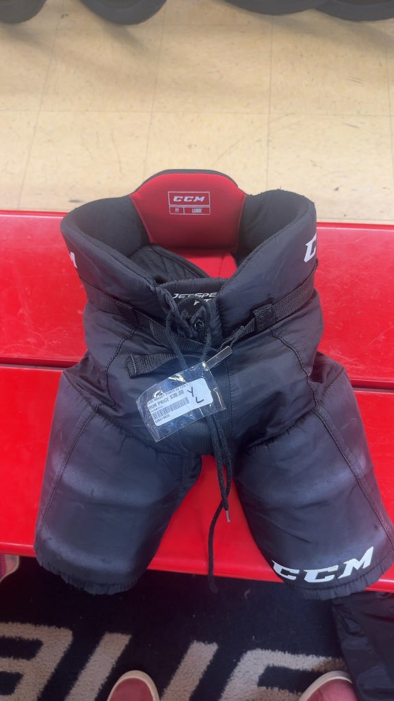 CCM Hockey Pants JetSpeed Youth Large Black Used