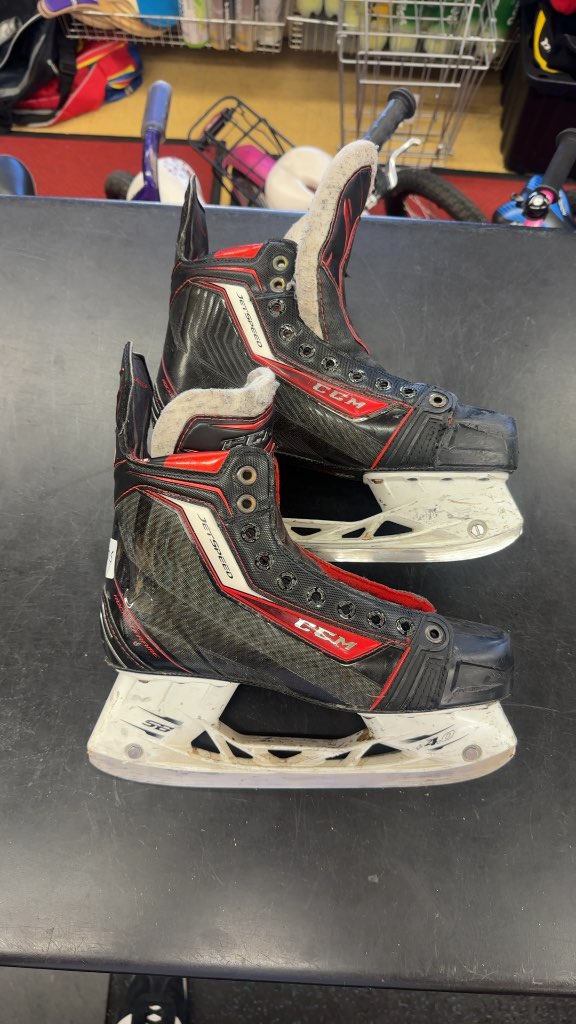 CCM Hockey Skates JetSpeed Used Size 7.5