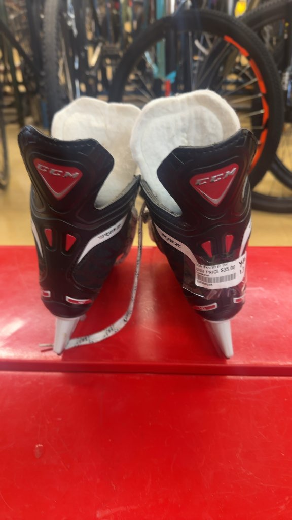 CCM Hockey Skates RBZ Youth Used 13Y