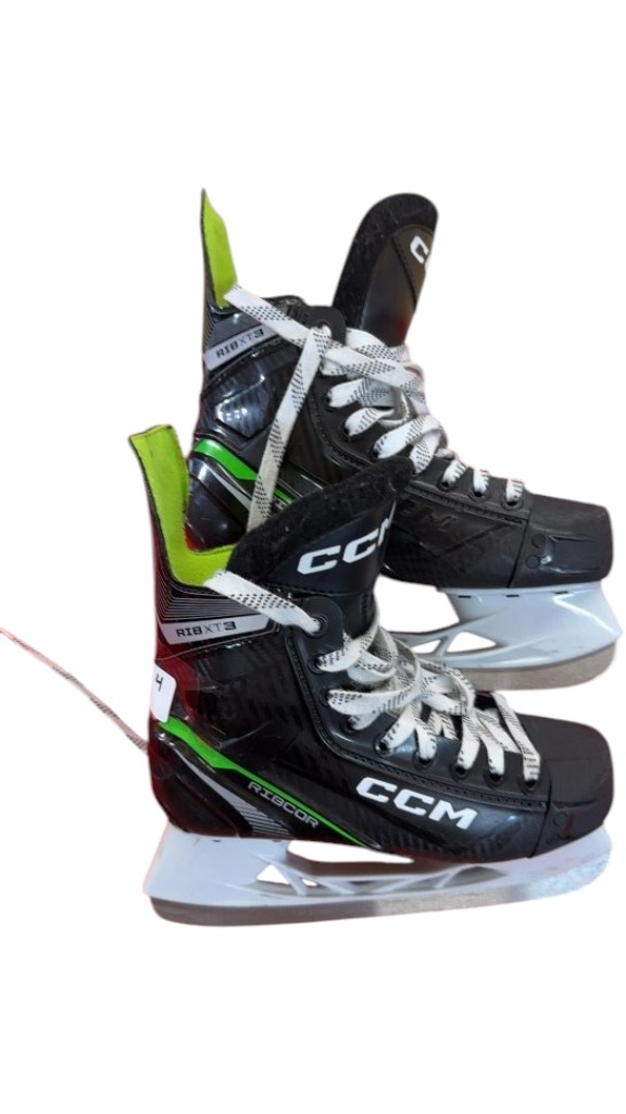 CCM Ice Hockey Skates Ribcor Rib XT3 Used Size 4 - image 1