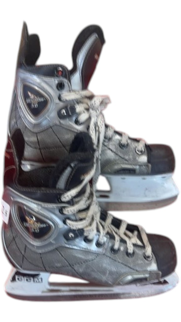 CCM Ice Hockey Skates Vector 3.0 Used Size 2.5 - image 1