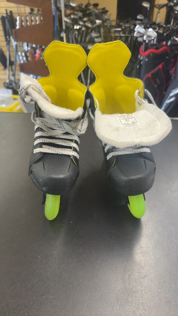 CCM Inline Skates Super Tacks 9350 R Used Youth 13 with Labeda grippers