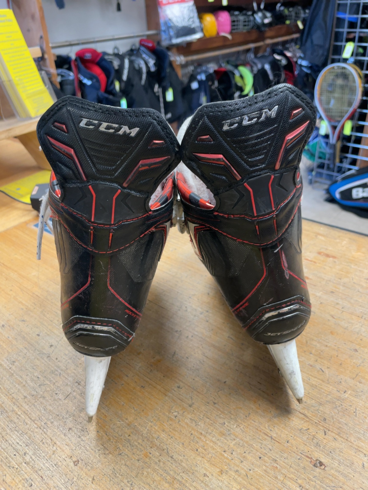 CCM JetSpeed Size 5 Hockey Skates