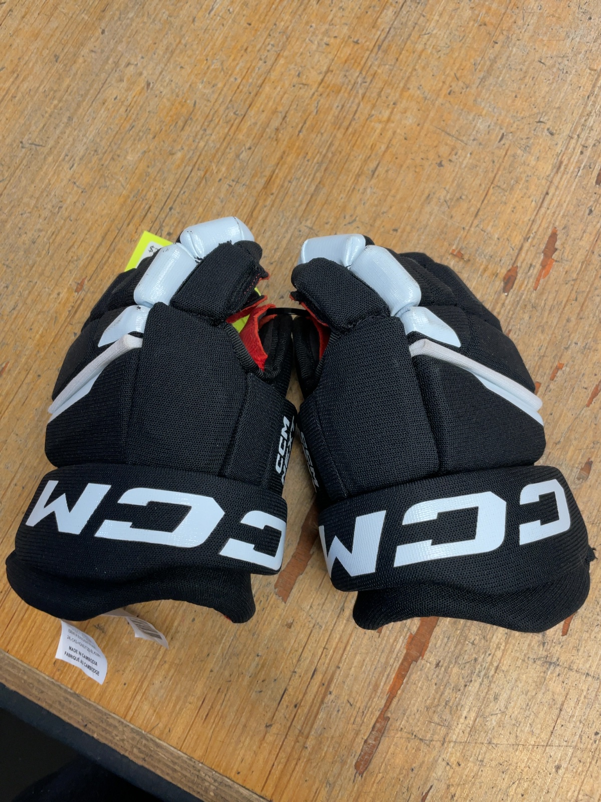 CCM NEXT 10" Hockey Gloves