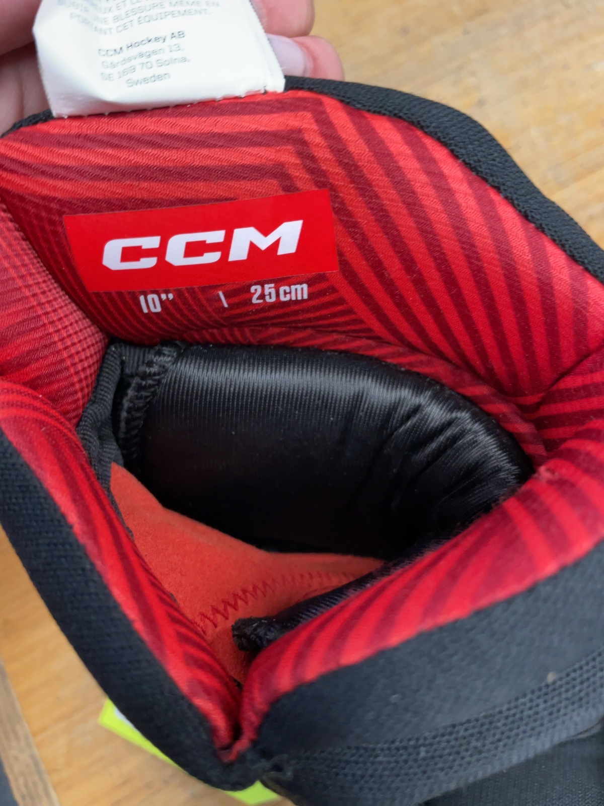 CCM NEXT 10" Hockey Gloves