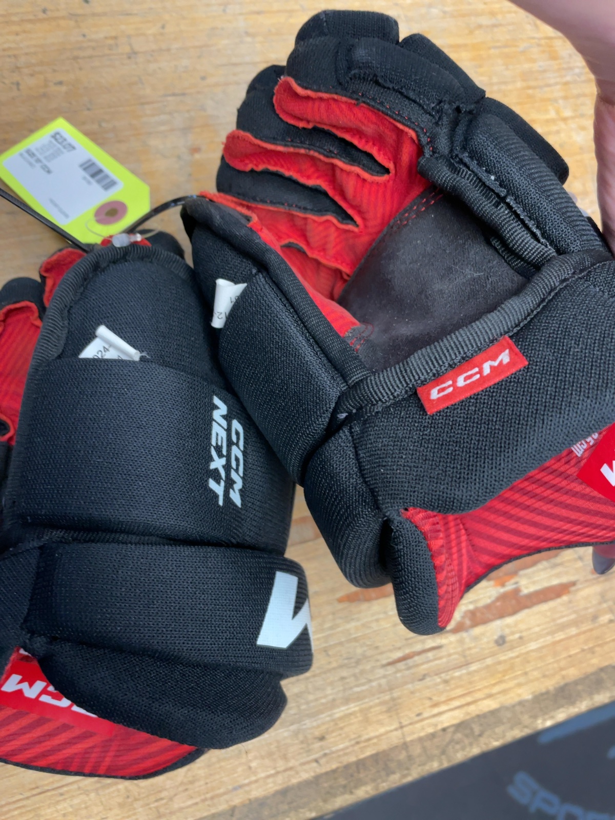CCM NEXT 10" Hockey Gloves
