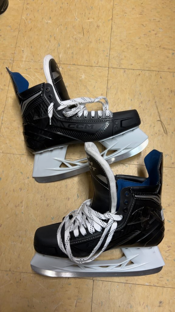CCM NEXT Ice Hockey Skates Black Size 11 Good Condition