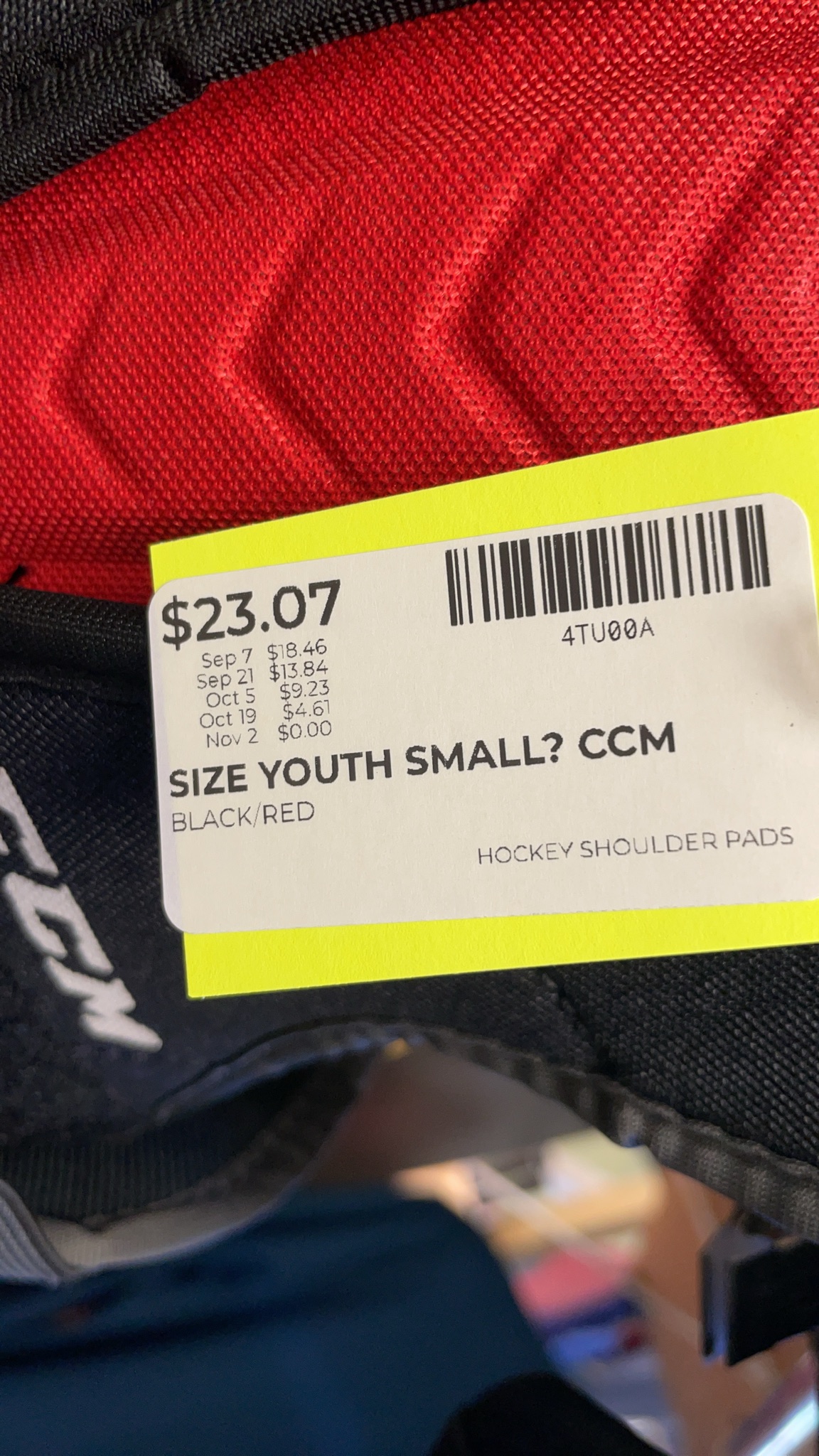 CCM Quicklite Youth Small Hockey Shoulder Pads