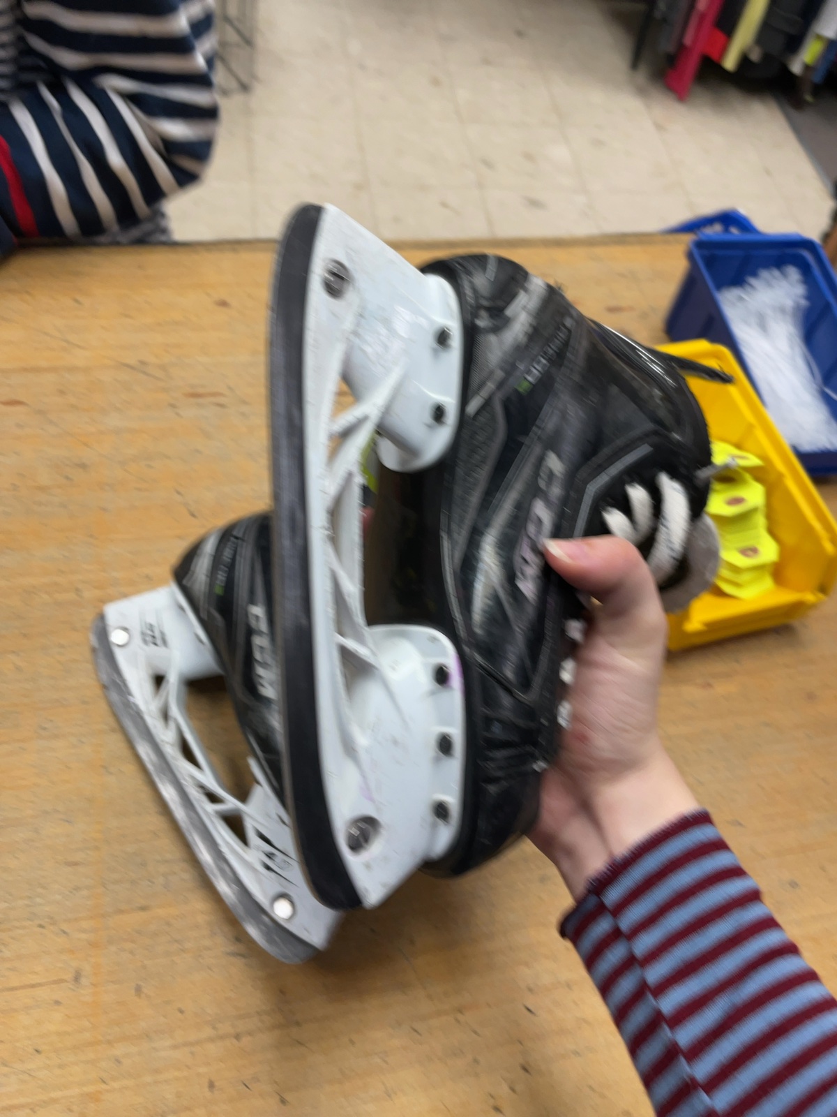 CCM Ribcor 70K Hockey Skates Size 13.5C