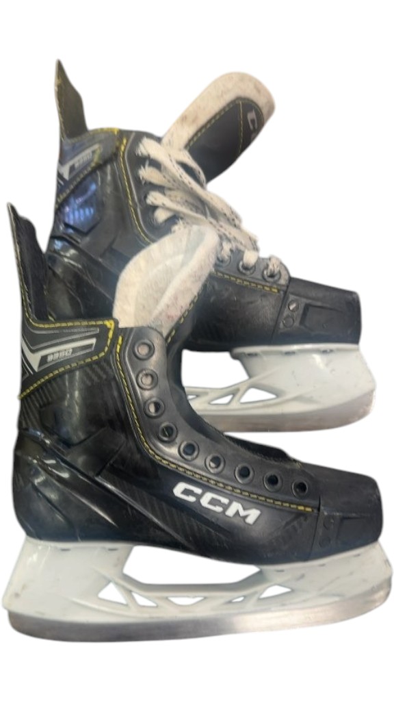 CCM Super Tacks 9360 Hockey Skates Used Size 3D - image 1