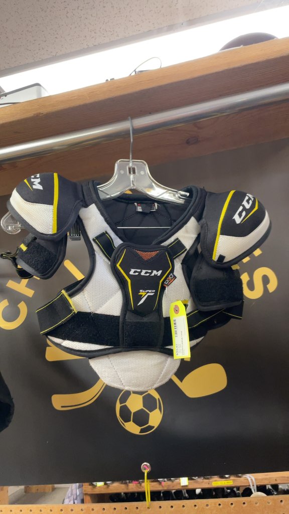 CCM Super Tacks Youth Large Hockey Shoulder Pads