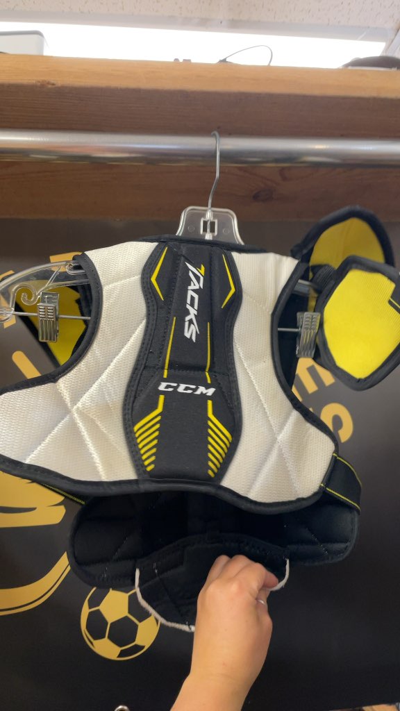 CCM Super Tacks Youth Large Hockey Shoulder Pads