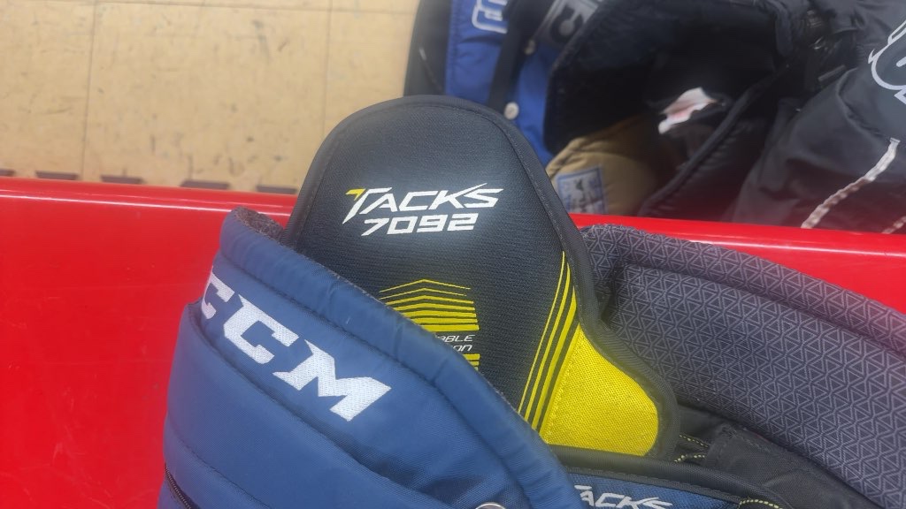 CCM Tacks 7092 Hockey Pants Navy Blue Junior Medium