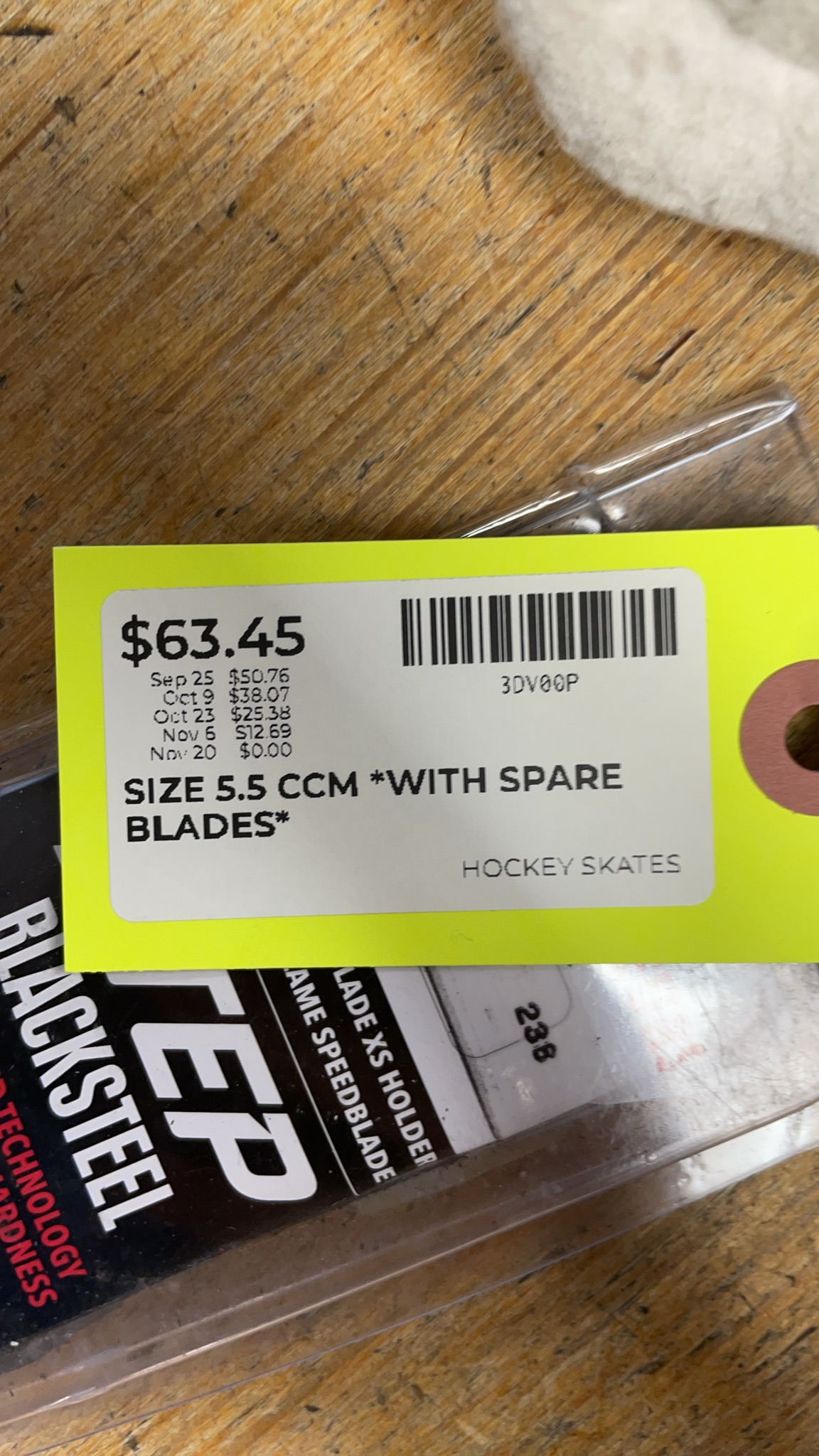 CCM Tacks AS 580 Size 5.5 Hockey Skates with Spare Blades