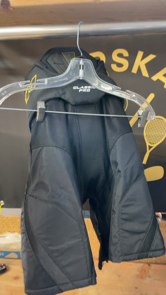 CCM Tacks Classic Pro Junior Medium Hockey Pants