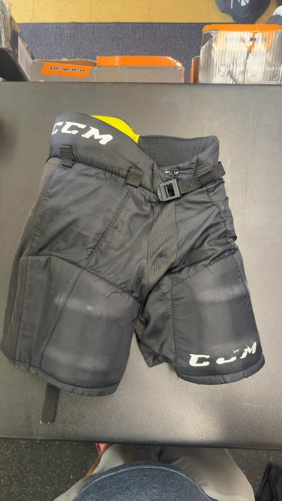 CCM Tacks Youth Hockey Pants Black Medium Used