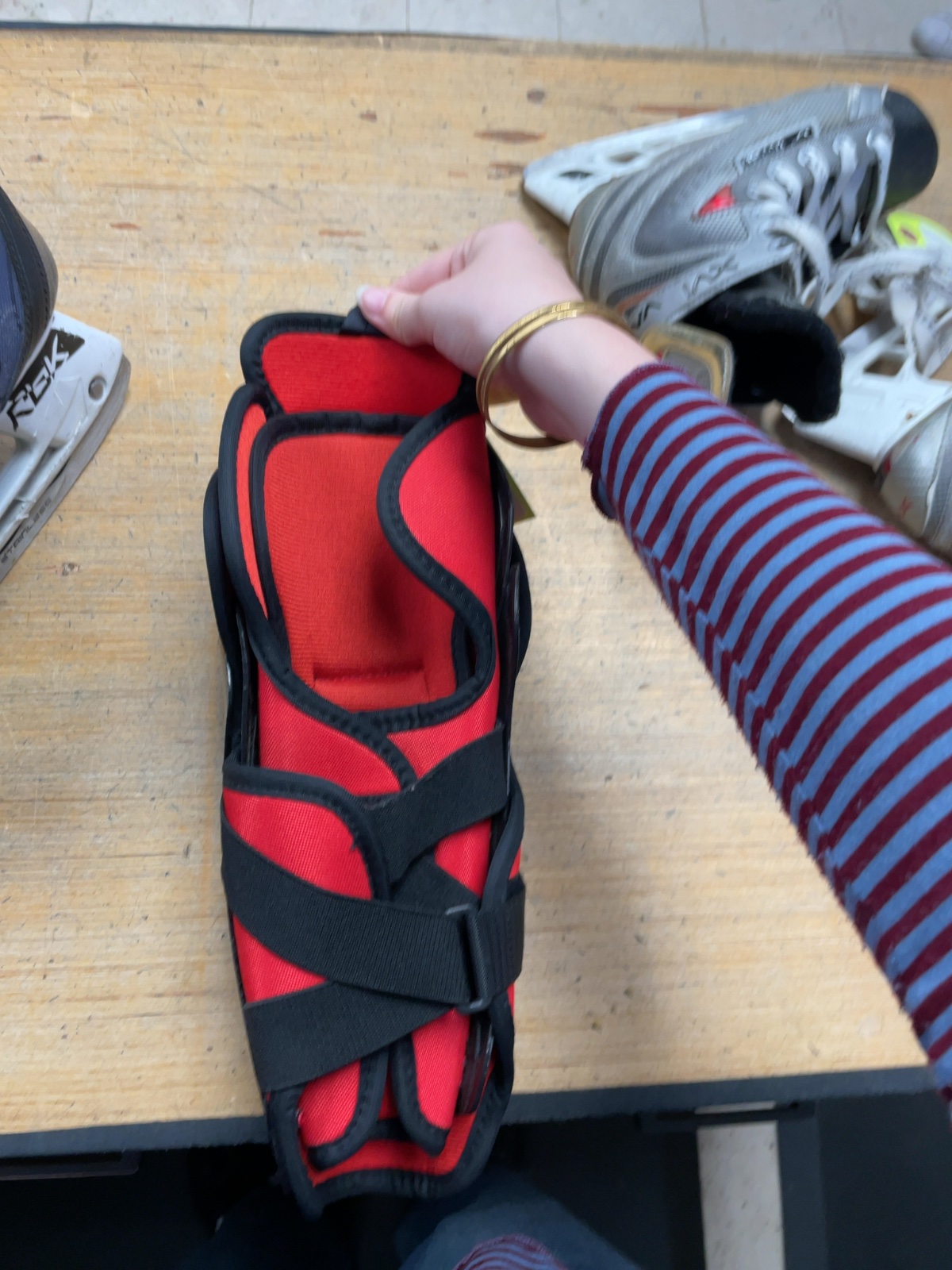 CCM U+ 10" Hockey Shin Pads